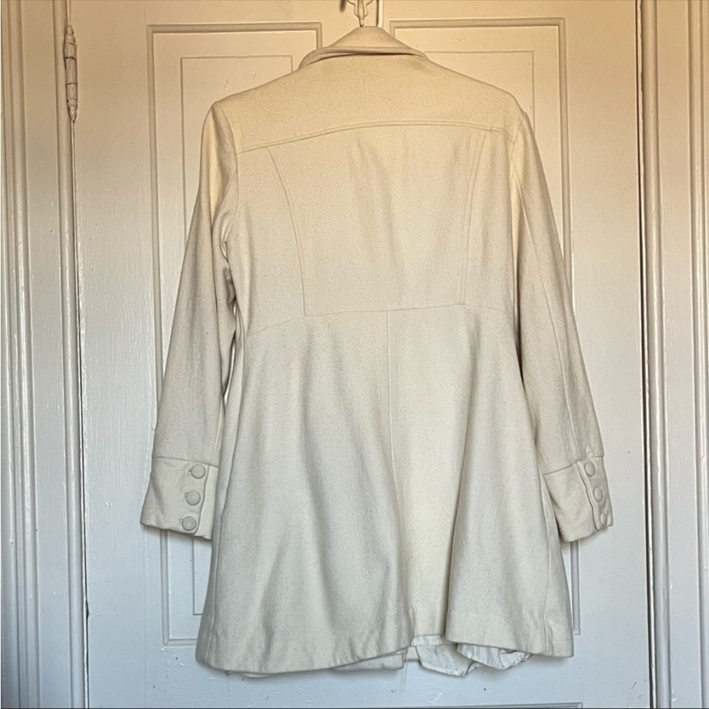 Bebe Trench Coat! - Picture 2 of 3